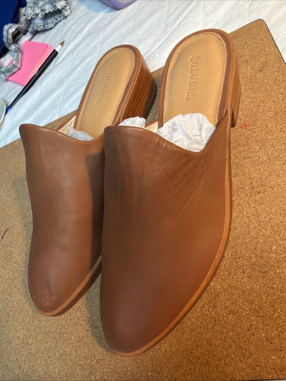 Soludos Women's Brown Leather Slip-On Mules - Picture 7 of 10
